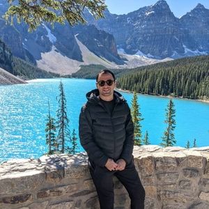 Meet your Posher, Walid